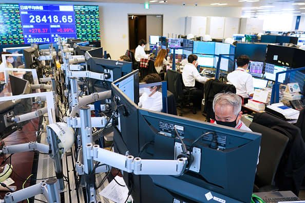 Hong Kong's Hang Seng Jumps as Tech Stocks Rally; China's December Inflation Slows - Vimarsana News
