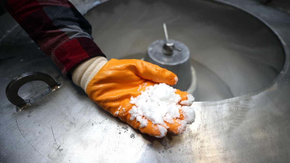 How the U.S. Fell Behind in Lithium, the 'White Gold' of Electric Vehicles – NBC10 Philadelphia - Vimarsana News