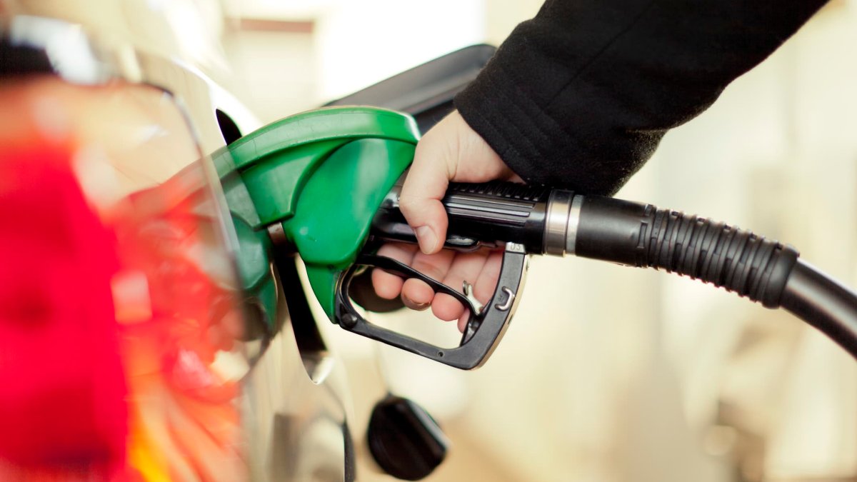 Here's How to Increase Gas Mileage in Your Car – NBC10 Philadelphia - Vimarsana News