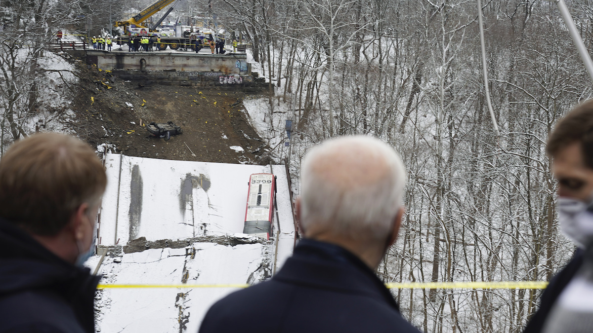 Biden Visits Site Of Collapsed Bridge On Trip To Tout Infrastructure ...