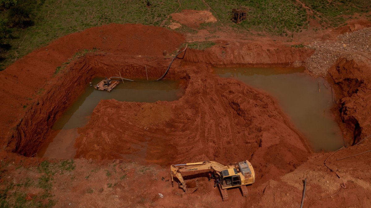 Aircraft, Fuel Key to Illegal Gold Mining in the Amazon – NBC10 Philadelphia - Vimarsana News