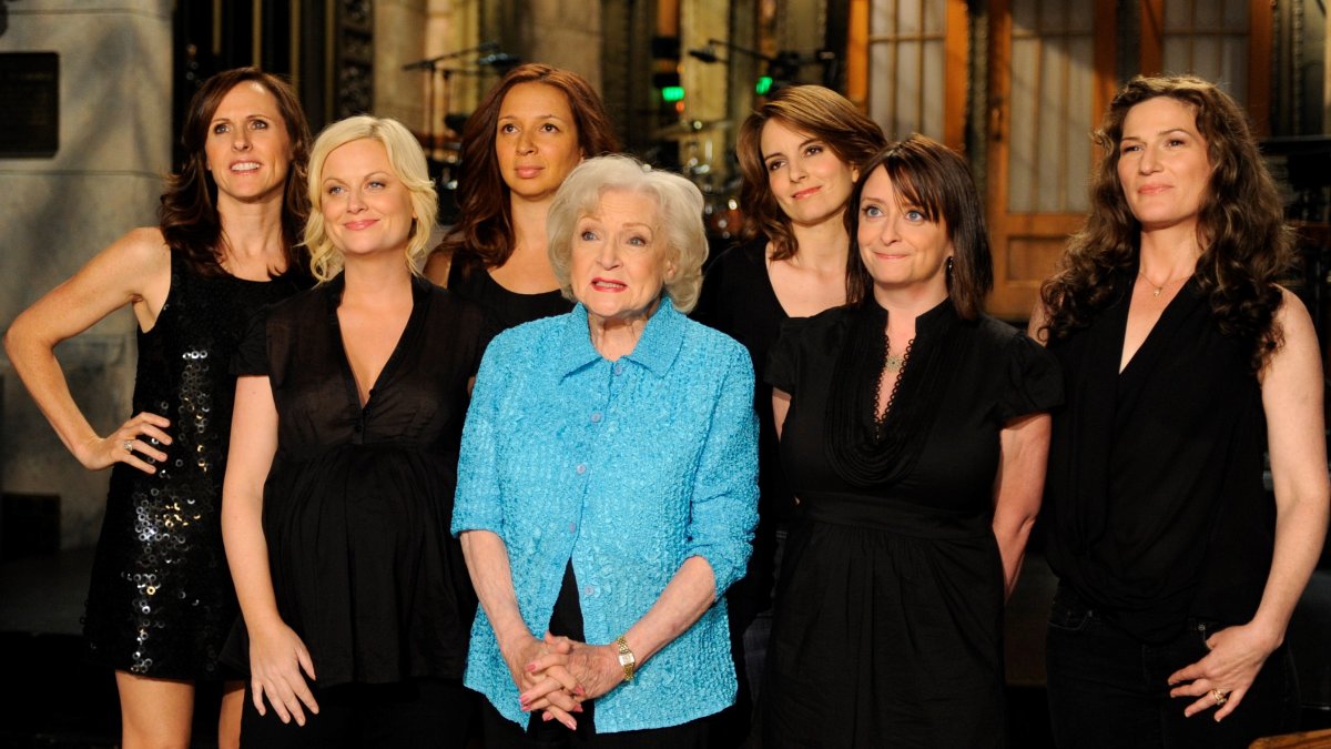 Betty White 'SNL' Episode Re-Airing on NBC – NBC10 Philadelphia - Vimarsana News