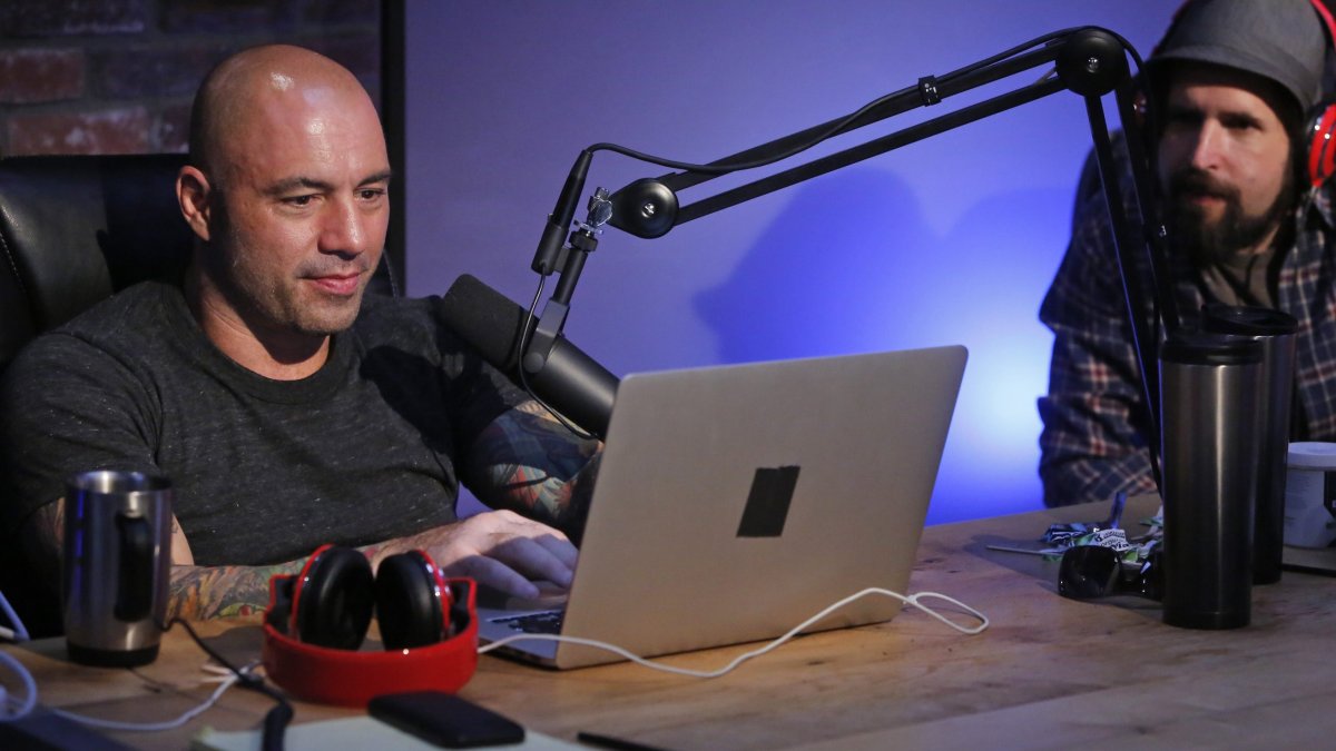 Joe Rogan Responds to Spotify Protest, COVID Advisories – NBC10 ...