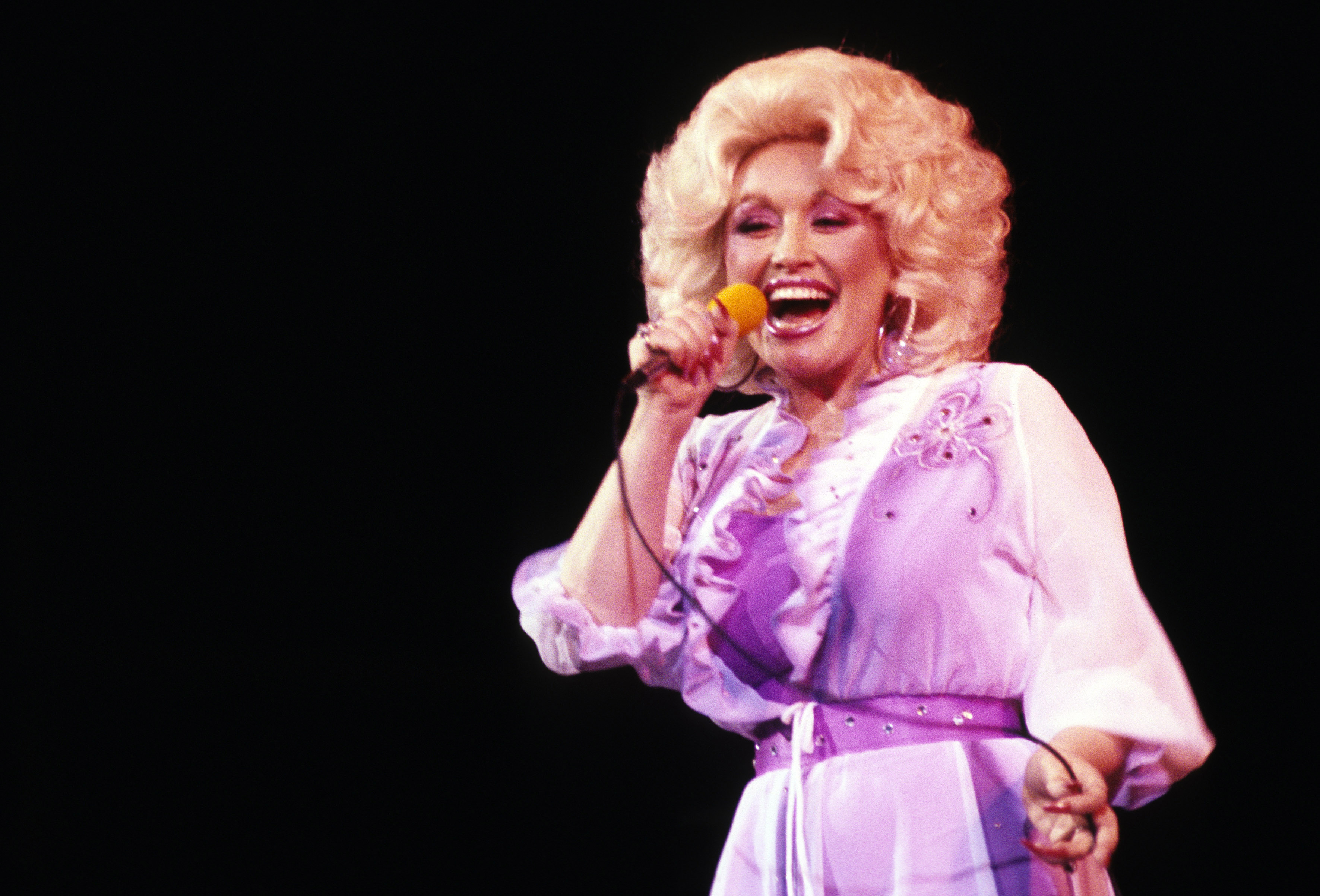 Dolly Parton on Her Favorite Song That Isn't Hers and a Daily Act of Emotional Self-Care - Vimarsana News