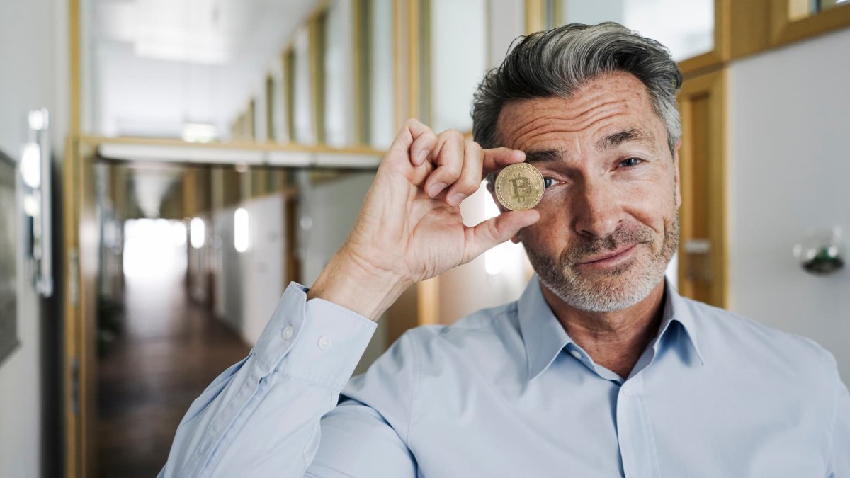 Owning Cryptocurrency May Make You More Desirable on the Dating Scene, Study Finds - Vimarsana News