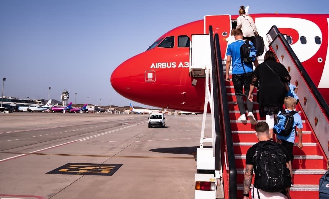 Startup Icelandic Air Carrier Makes a Play in the Tough, Low-Cost Transatlantic Market - Vimarsana News