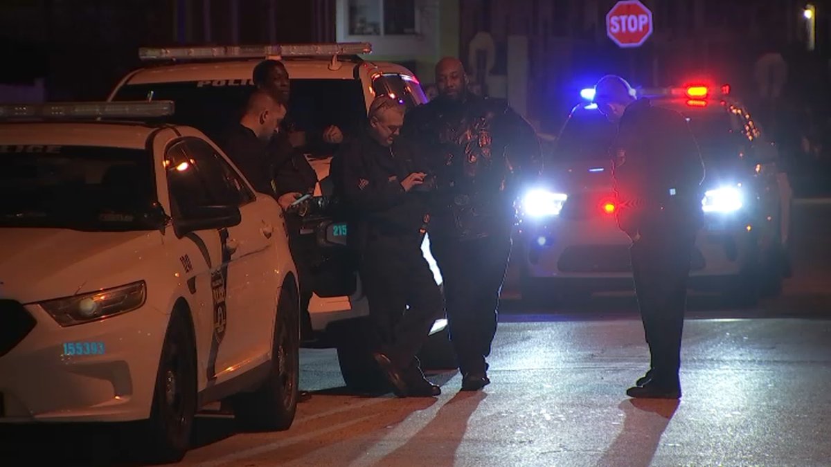 Armed Thief Lets 3 Kids Out of SUV in Philadelphia – NBC10 Philadelphia