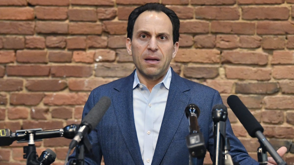 Louisville Mayor Candidate Says Gunman Fired Directly at Him – NBC10 Philadelphia - Vimarsana News
