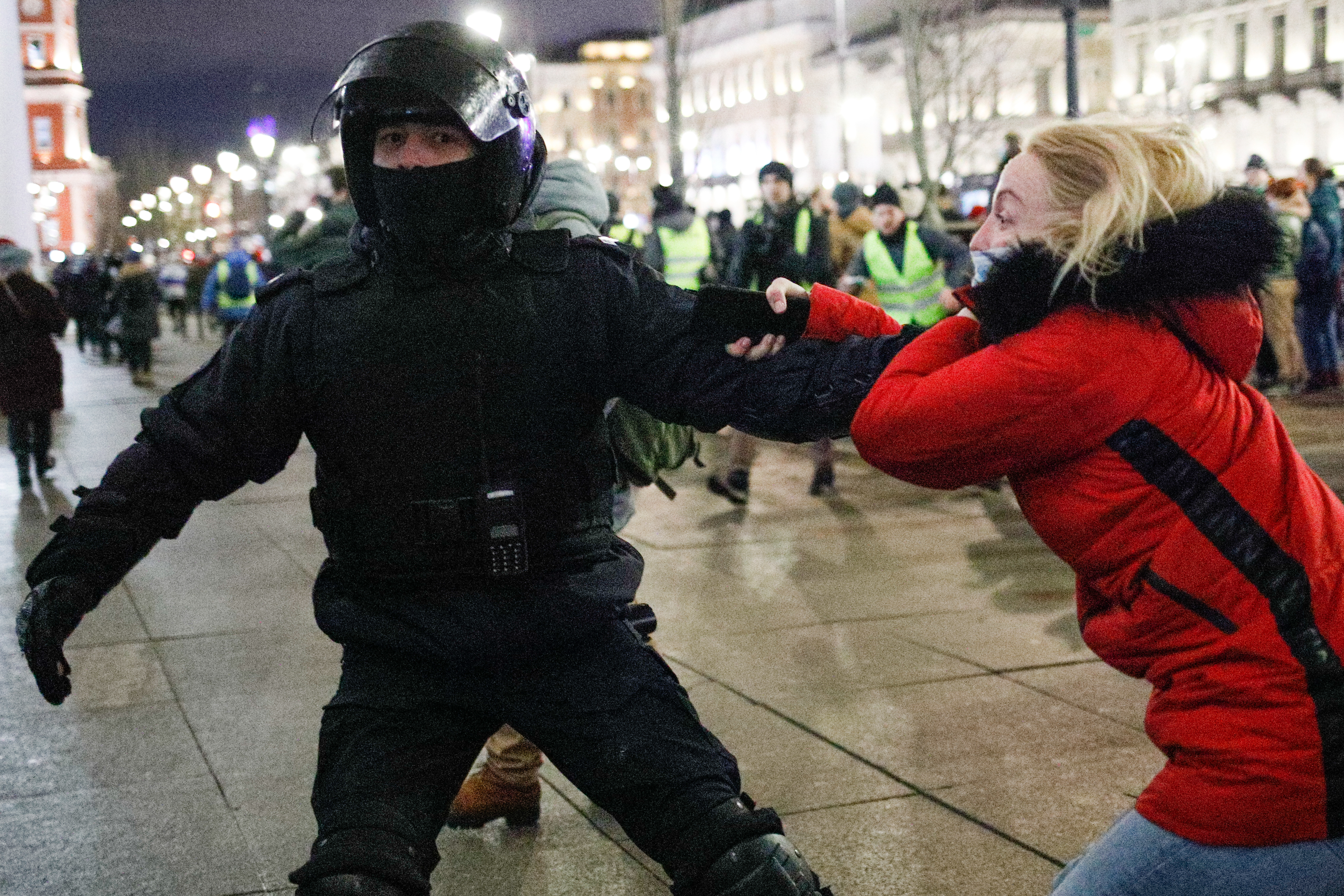 Protests Resume as Russia Seeks to Quash Invasion Critics - Vimarsana News