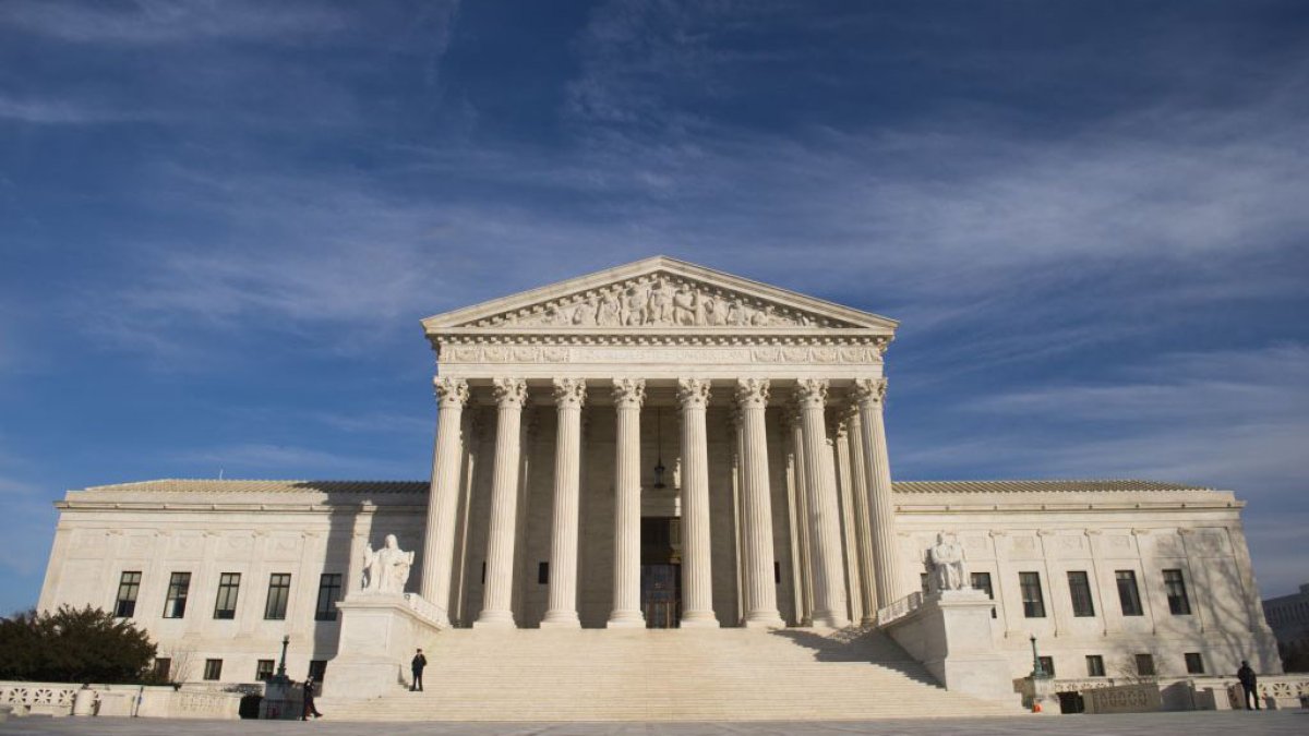 What Is Section 230? The 1996 Communications Decency Act, Explained – NBC10 Philadelphia - Vimarsana News