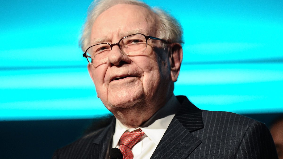 Warren Buffett Is Worth $117 Billion—Once Again Making Him One of the 5 Richest People in the World - Vimarsana News