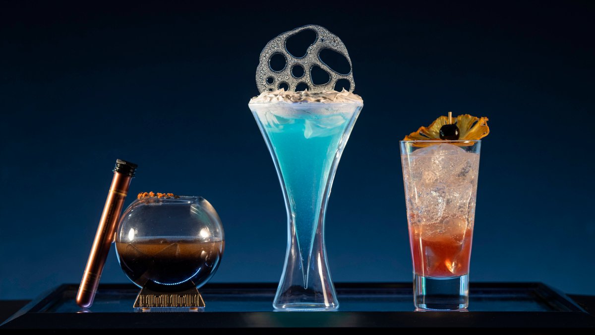 From Dole Whip to Blue Milk: How Disney Has Used Food to Elevate Its Theme Parks - Vimarsana News