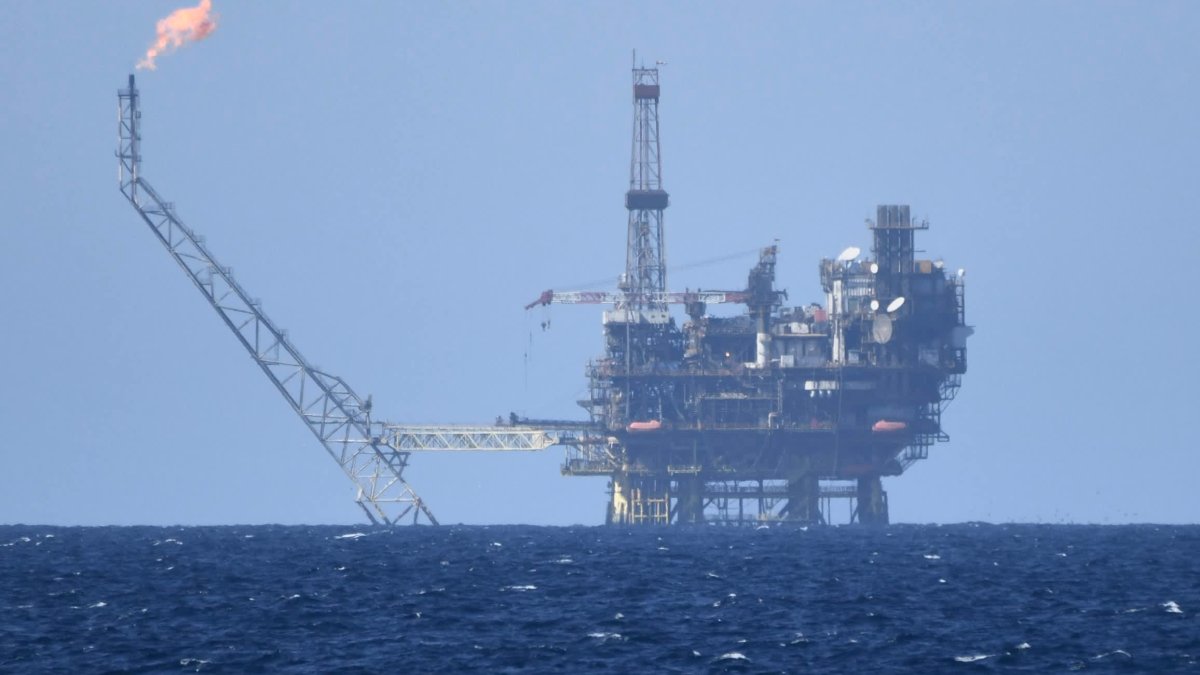 Energy ETFs Hit Multiyear Highs Amid Russia-Ukraine Conflict. How to Trade Them - Vimarsana News