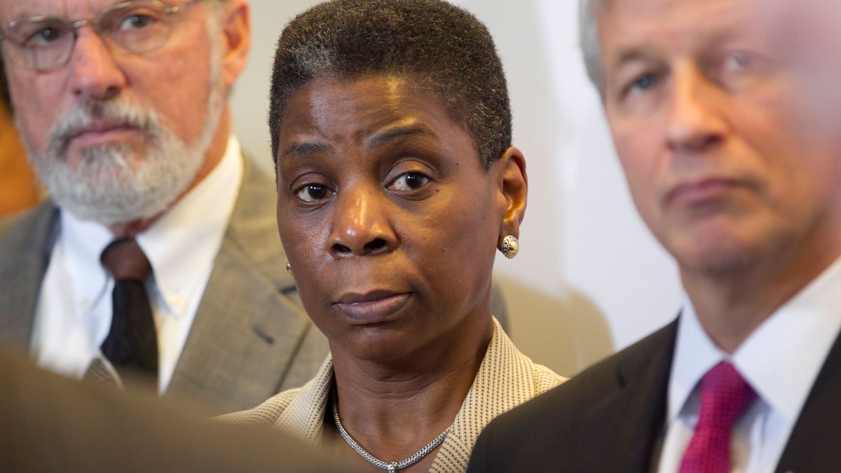 Why the First Black Woman CEO in the Fortune 500 Says 'Being the Minority' Can Be a Career Advantage – NBC10 Philadelphia - Vimarsana News