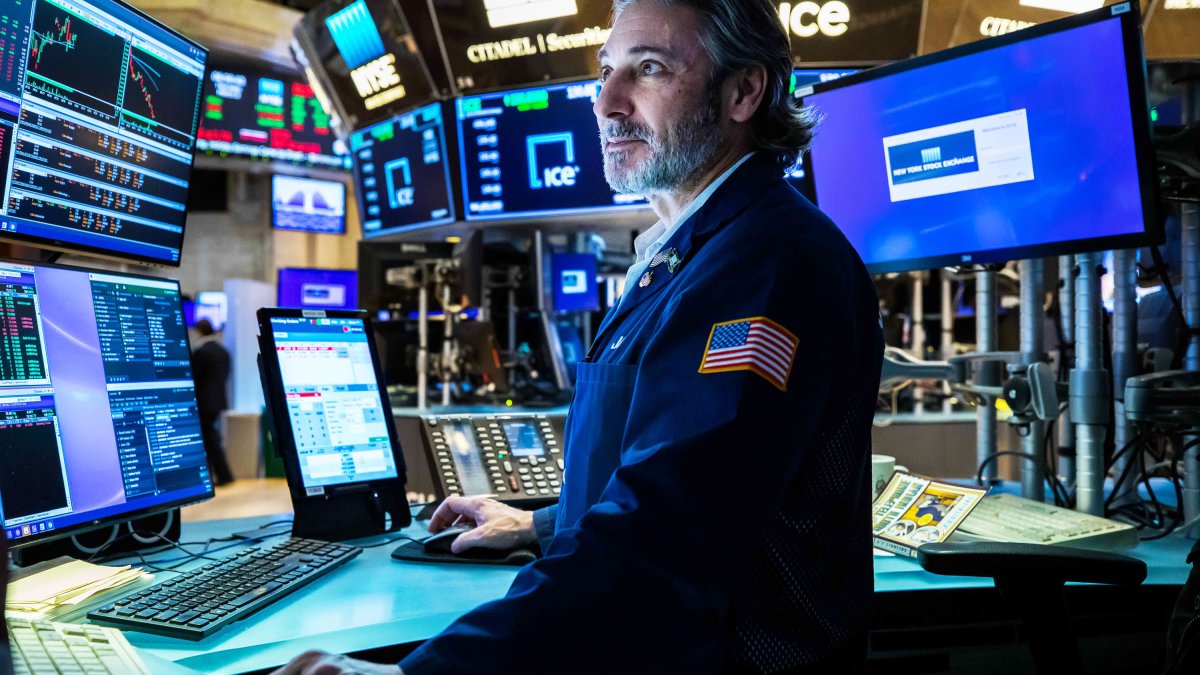 Treasury Yields Tick Higher as Investors Monitor Developments in Ukraine, Monetary Policy - Vimarsana News