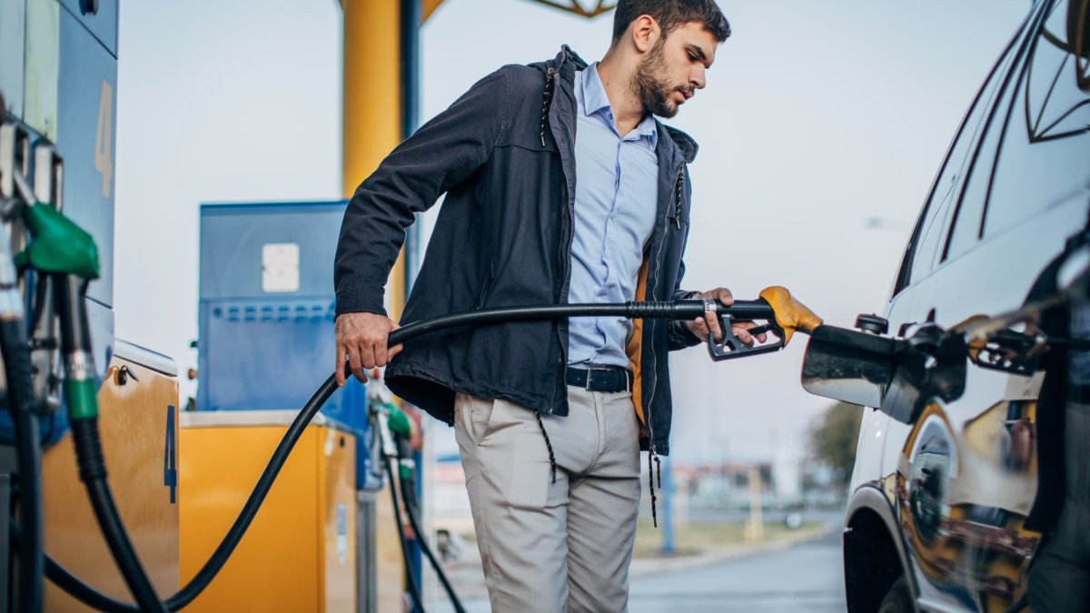 The Cost of Goods Hit Another 40-Year High, as Gas Prices Continue to Surge - Vimarsana News