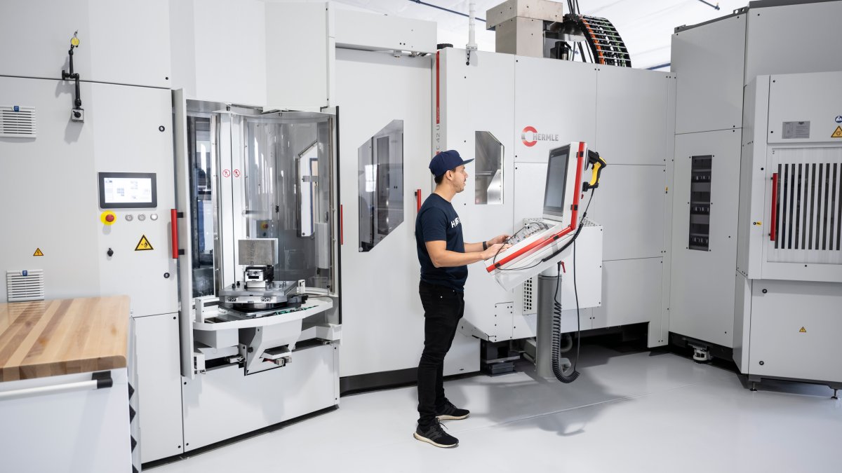 Machine-Parts Start-Up Hadrian Raises $90 Million as It Seeks to Shake Up the Aerospace Supply Chain - Vimarsana News