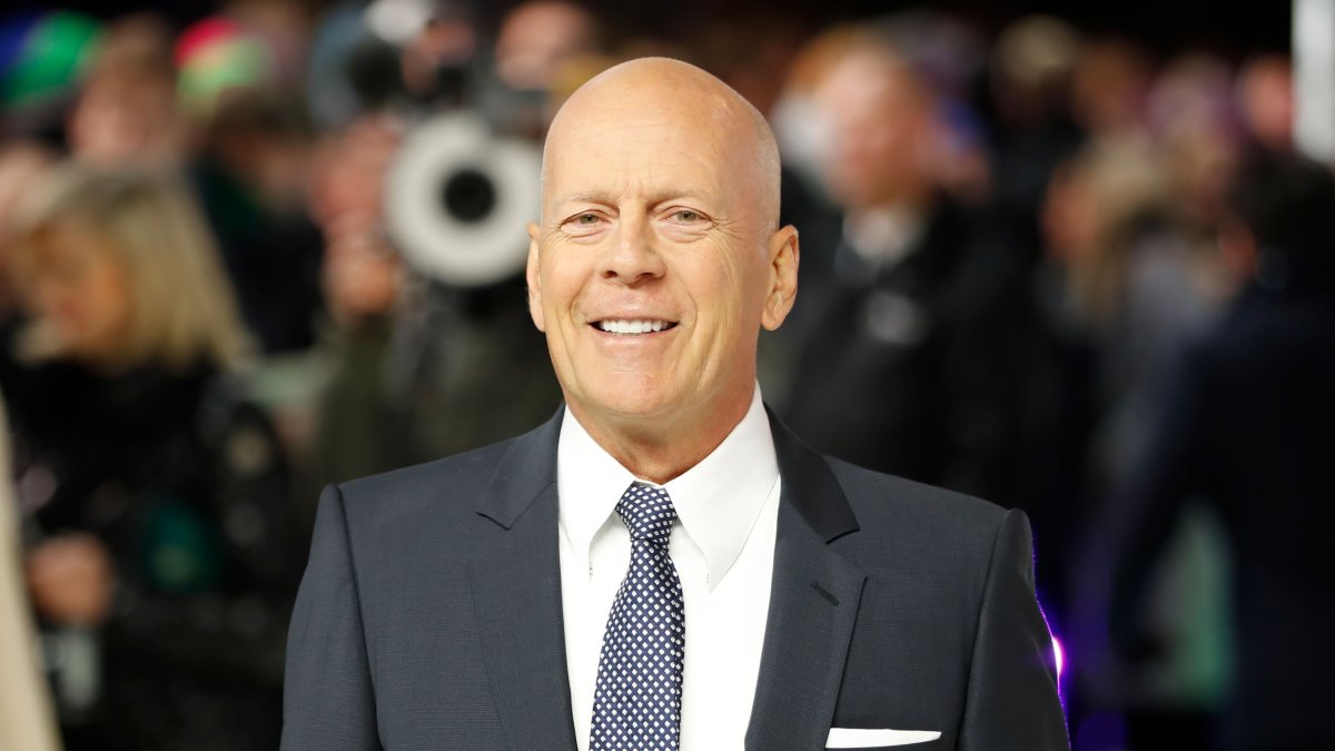 Bruce Willis and Daughter Mabel Are Too Cute Dancing to Lizzo's 'About Damn Time' – NBC10 Philadelphia - Vimarsana News