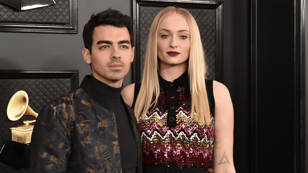 How Sophie Turner and Joe Jonas are celebrating Christmas – NBC10 Philadelphia - Vimarsana News