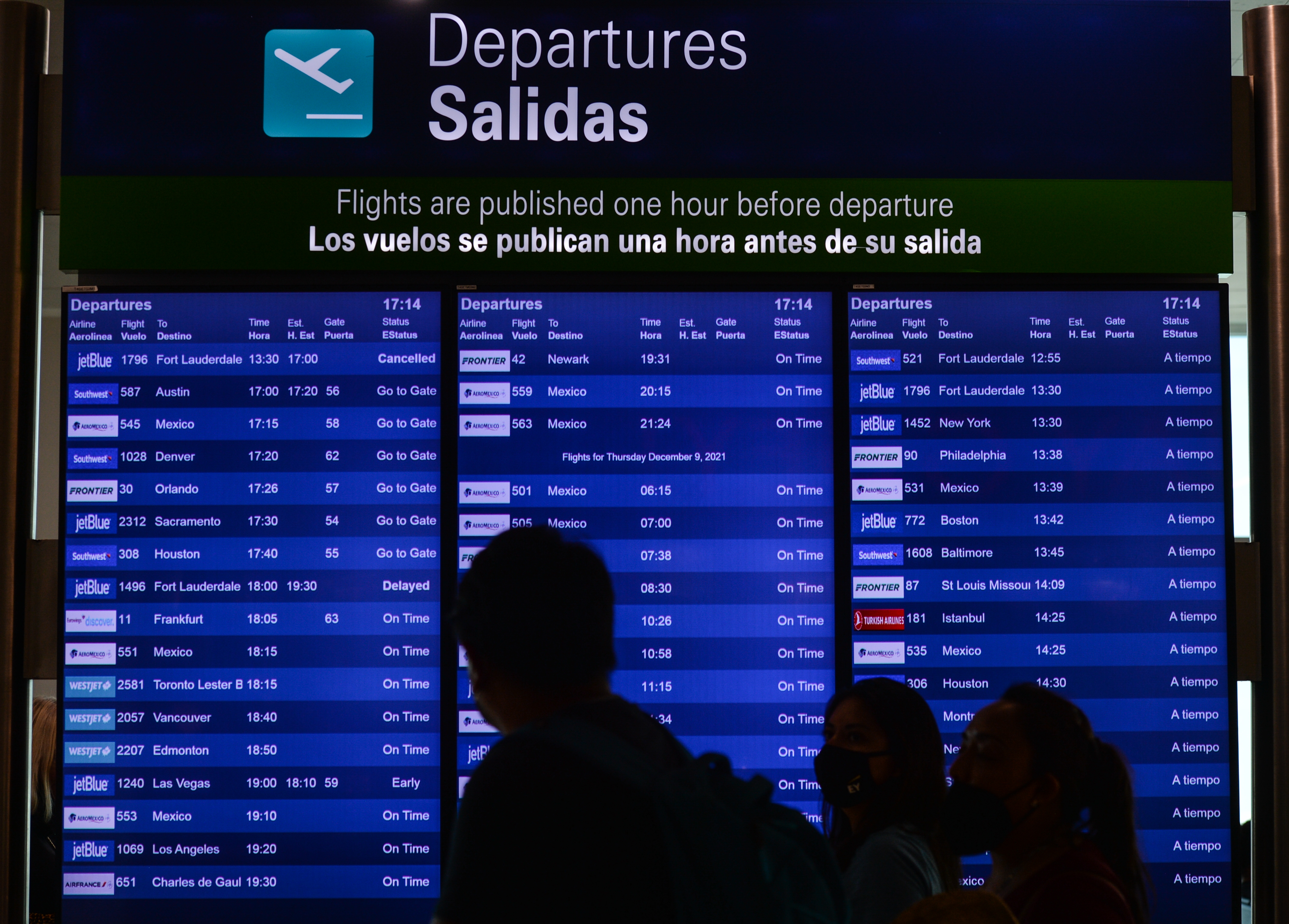 Loud Bang at Cancun Airport Sends Tourists Running, But No Evidence of Gunshots After Panic