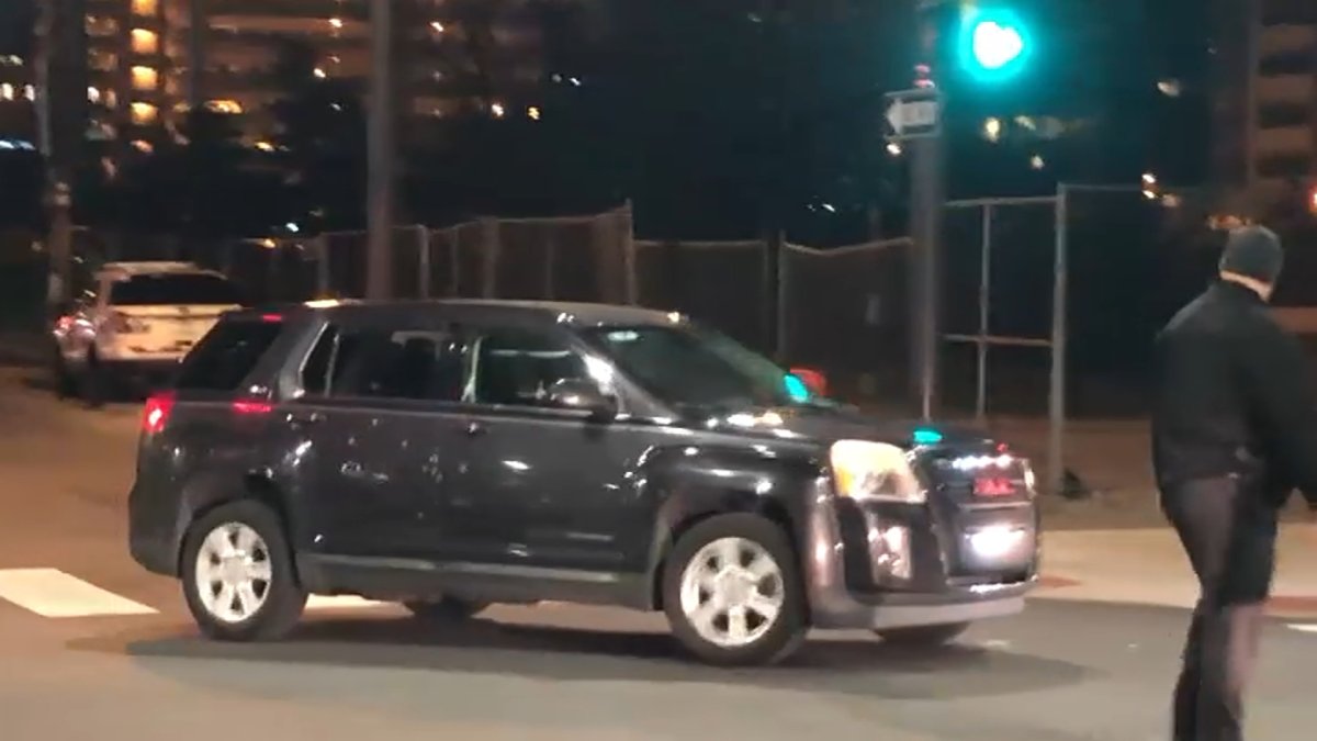 Ride-Hailing Driver Manages to Speed Off After 12 Shots Are Fired Into SUV in Philadelphia – NBC10 Philadelphia - Vimarsana News
