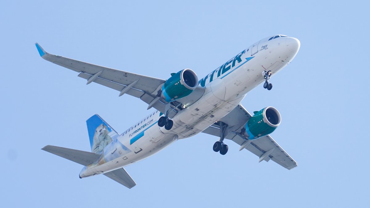 Arriving flights at PHL delayed 25 minutes due to weather, FAA says