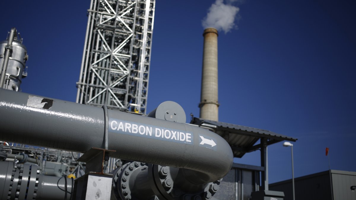 Battle Over Carbon Capture as Tool to Fight Climate Change – NBC10 Philadelphia - Vimarsana News