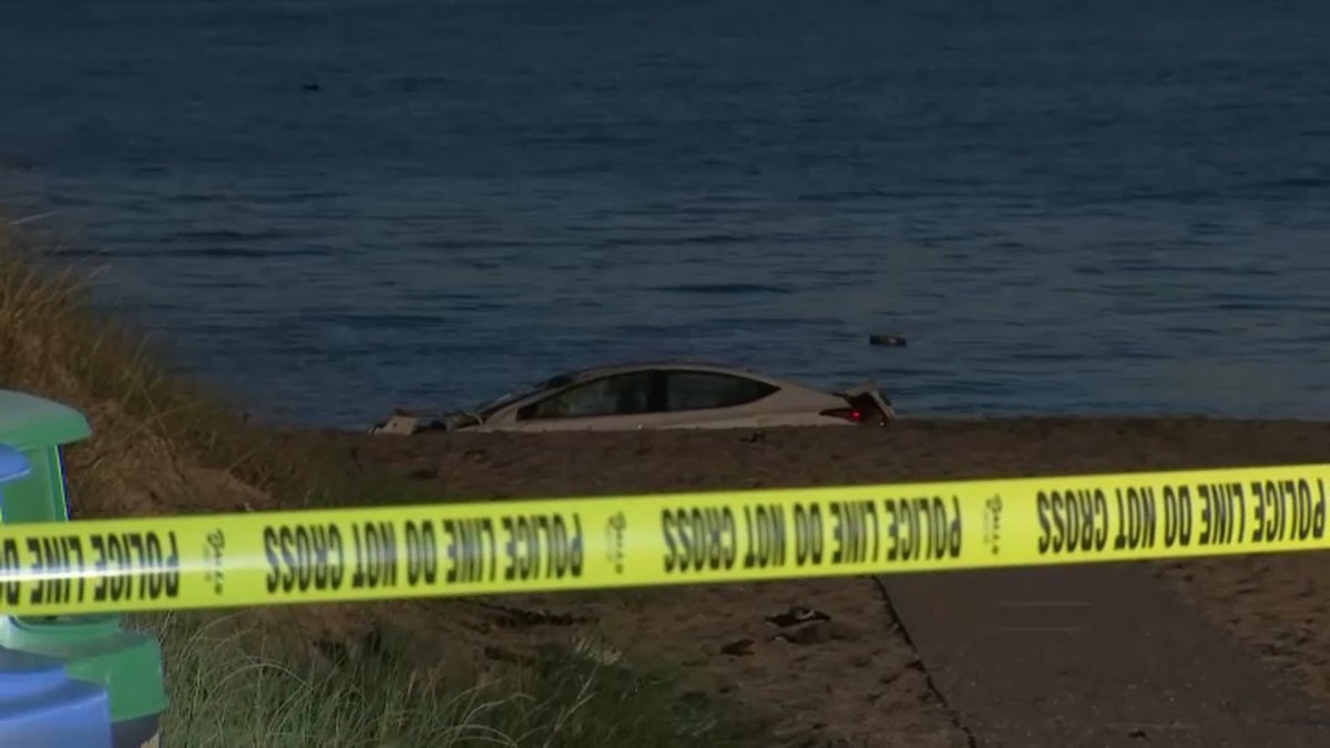 5 Hospitalized After Out-of-Control Car Crashes into Woman, then Delaware Bay