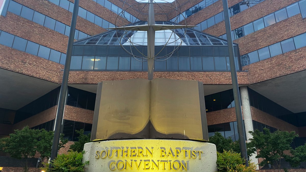Southern Baptists expel 2 churches led by female pastors – NBC10 Philadelphia - Vimarsana News