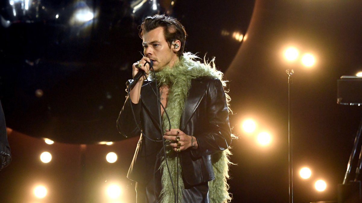 Harry Styles' New Album, 'Harry's House,' is Here - Vimarsana News