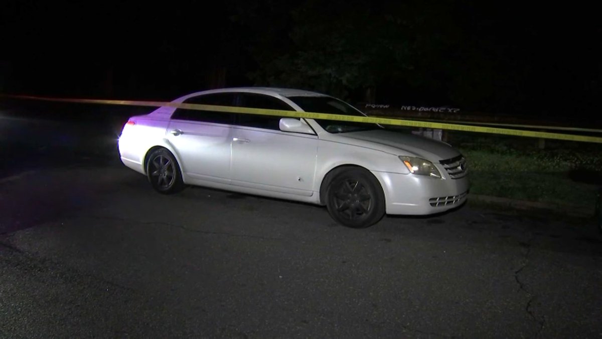 Off-Duty Corrections Officer Shoots at Carjacker Who Pulled Him Out of Car - Vimarsana News