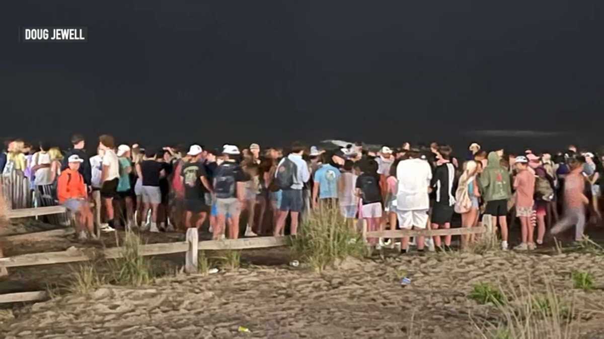Ocean City Shore Teenage Crowds Stoke Boardwalk Concerns – NBC10 Philadelphia - Vimarsana News