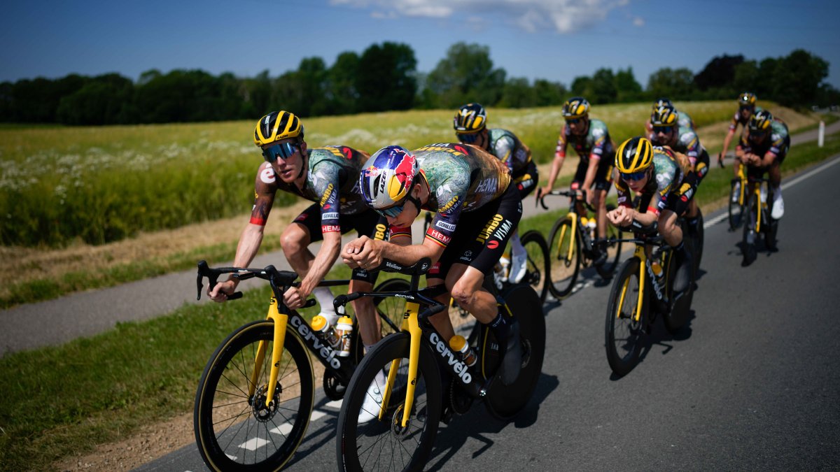 How to Watch the Tour de France 2022: Schedule, Streaming, More – NBC10 - Where Can I Watch The Tour De France 2022