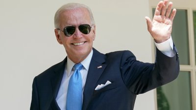 Biden Credits Vaccines, Early Treatment for Quick Recovery From COVID-19