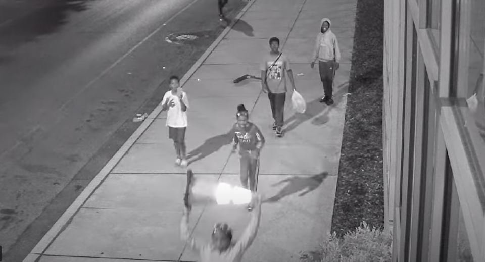 Caught on Cam: Teens Beat Man to Death With Traffic Cone in Philly – NBC10 Philadelphia - Vimarsana News
