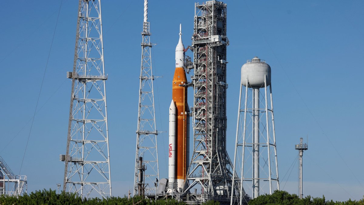 NASA Aims for Artemis Launch Attempt on Saturday After Reviewing Rocket Engine Problem - Vimarsana News