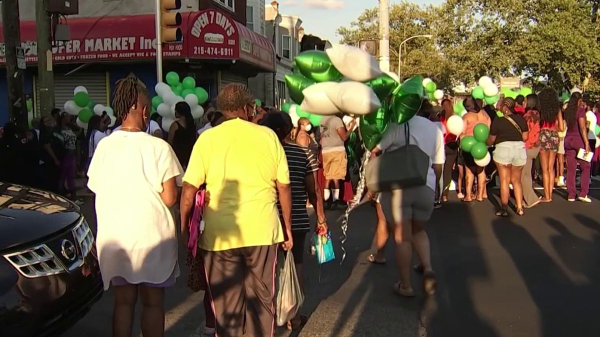 Loved Ones Remember Mother of 6 Stabbed to Death in West Philadelphia ...
