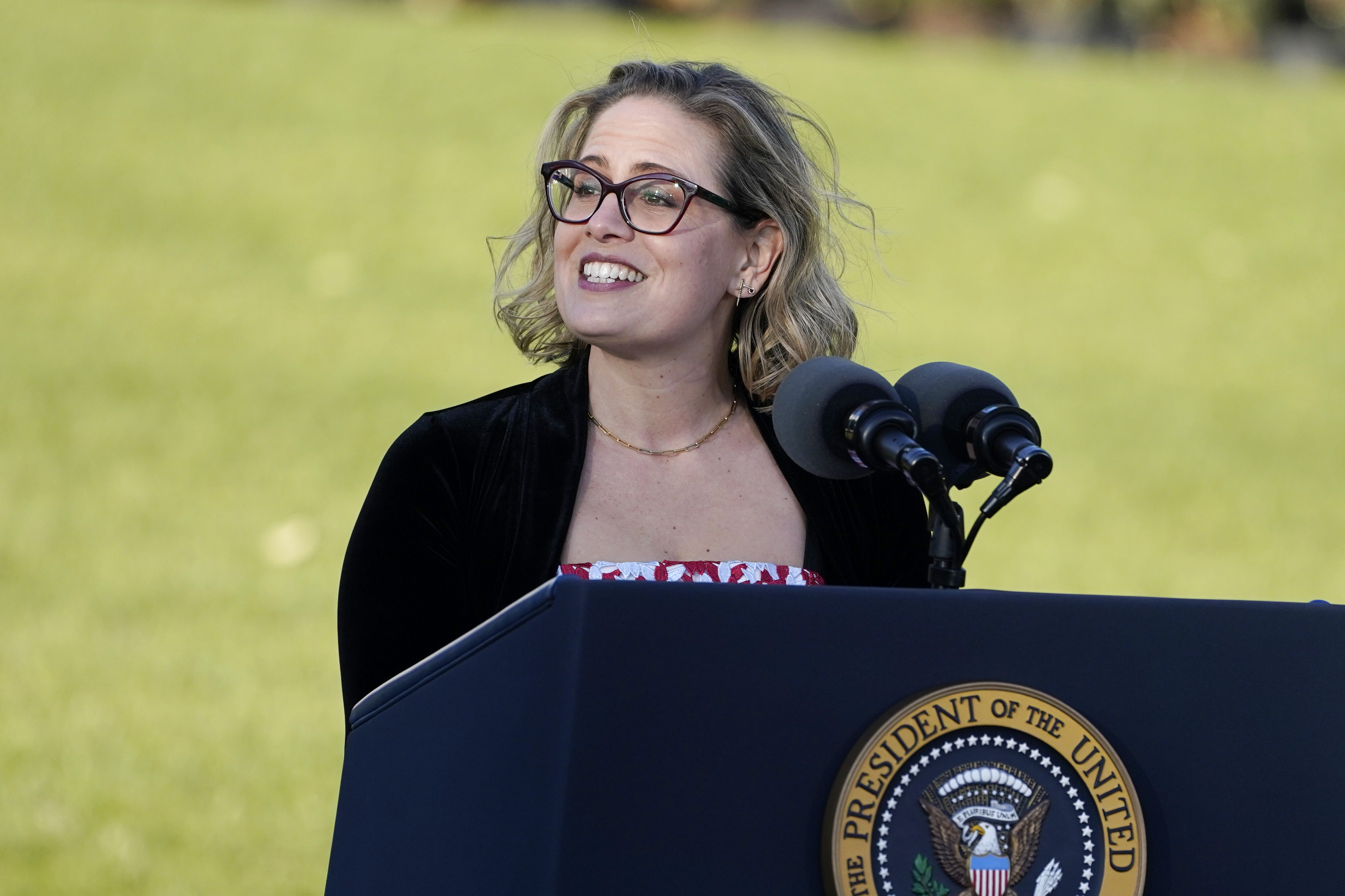 Sen. Kyrsten Sinema Took Wall Street Money While Killing Tax on Investors – NBC10 Philadelphia - Vimarsana News