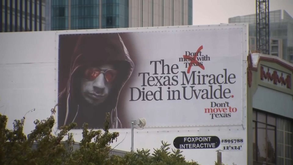 Controversial Billboards Seen in San Francisco, Los Angeles Warn Against Moving to Texas – NBC10 Philadelphia - Vimarsana News
