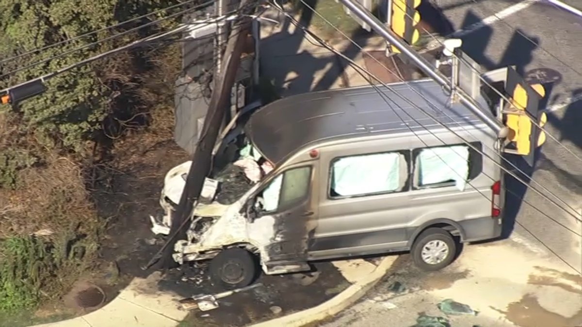 Van Crashes Into Pole, Catches Fire in Montgomery County – NBC10 ...
