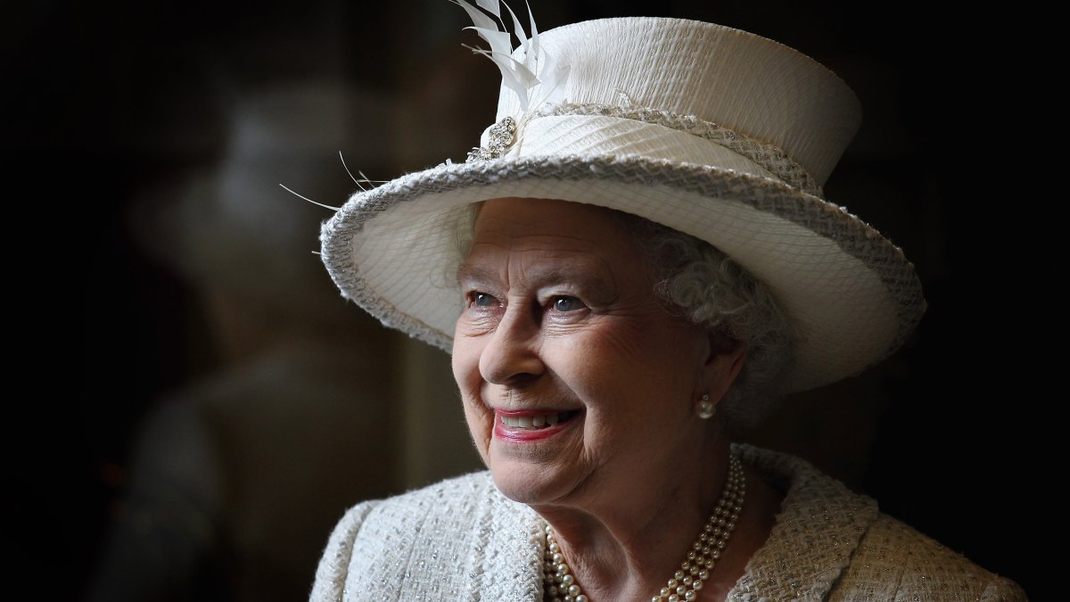 Queen Elizabeth IIs Cause of Death Revealed  NBC10 Philadelphia