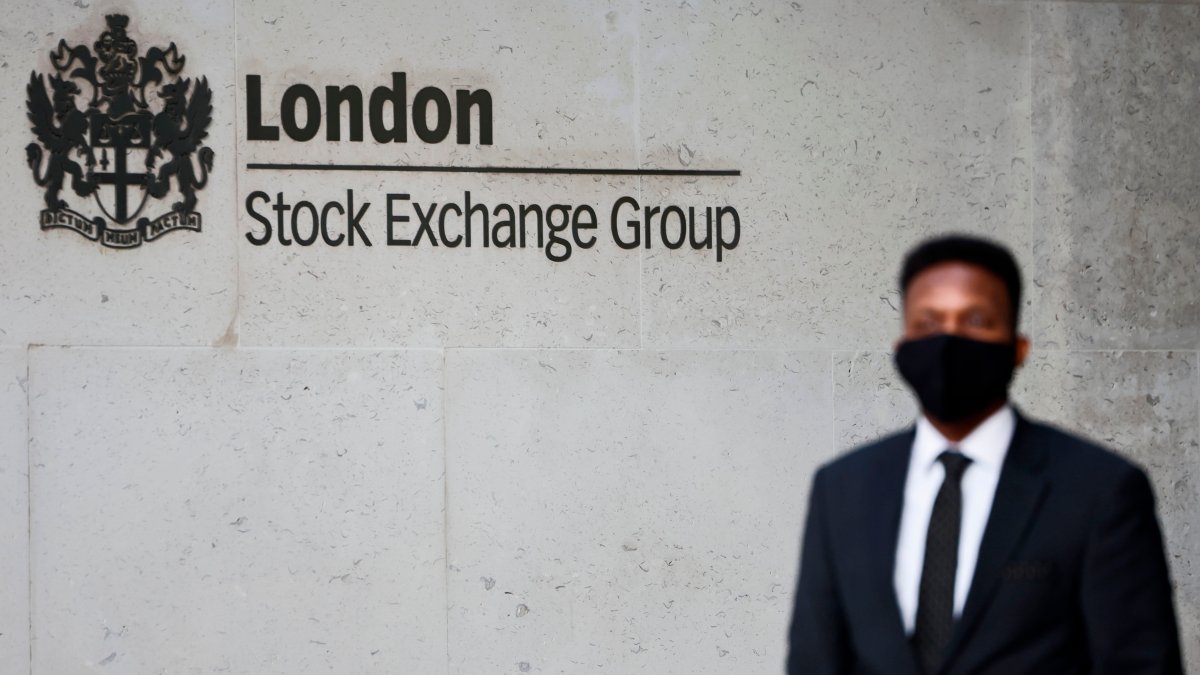 Is the UK Now a Buy? Analysts Weigh in After Market Meltdown and Bank of England Intervention - Vimarsana News