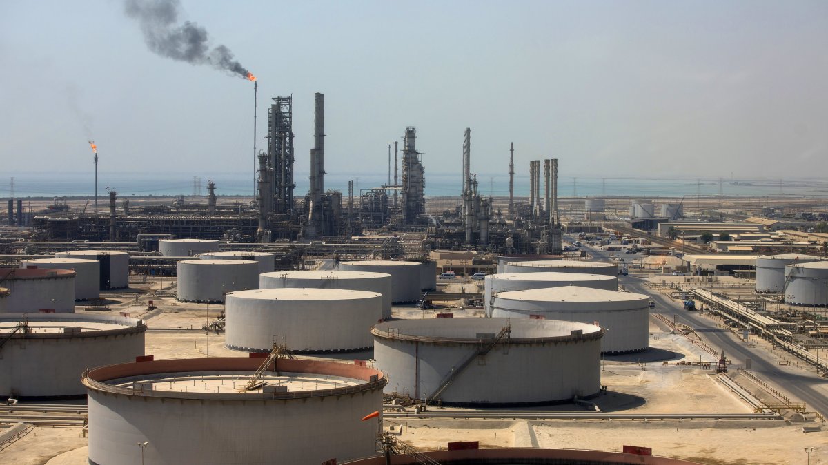 OPEC+ Output Cut Is Mostly a 'Political Snub' and Sends Symbolic Message, Analysts Say – NBC10 Philadelphia - Vimarsana News