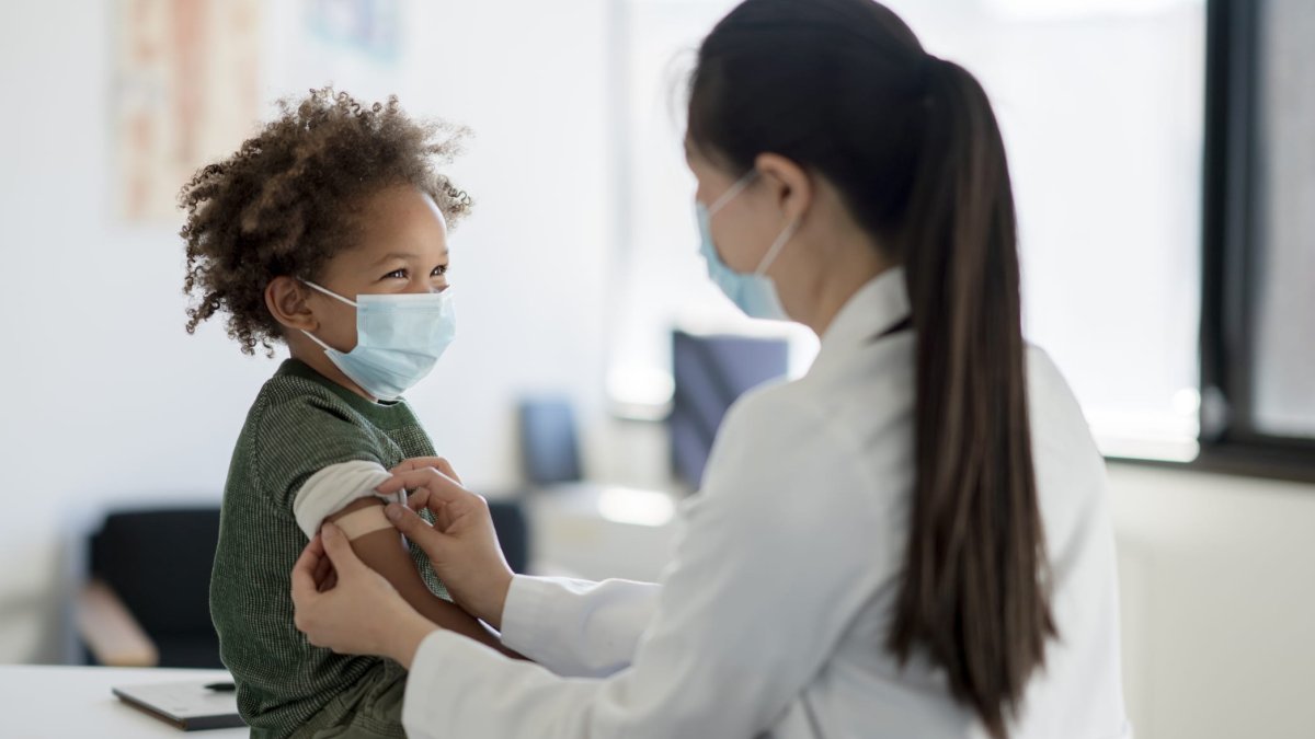 Omicron-Specific Covid Boosters for Children Ages 5 to 11 Are 'Only a Matter of Weeks Away,' Says FDA Vaccine Chief – NBC10 Philadelphia - Vimarsana News