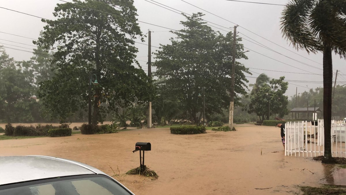 Hurricane Fiona: Puerto Rico Without Power, Heading to Dominican Republic – NBC10 Philadelphia - Vimarsana News