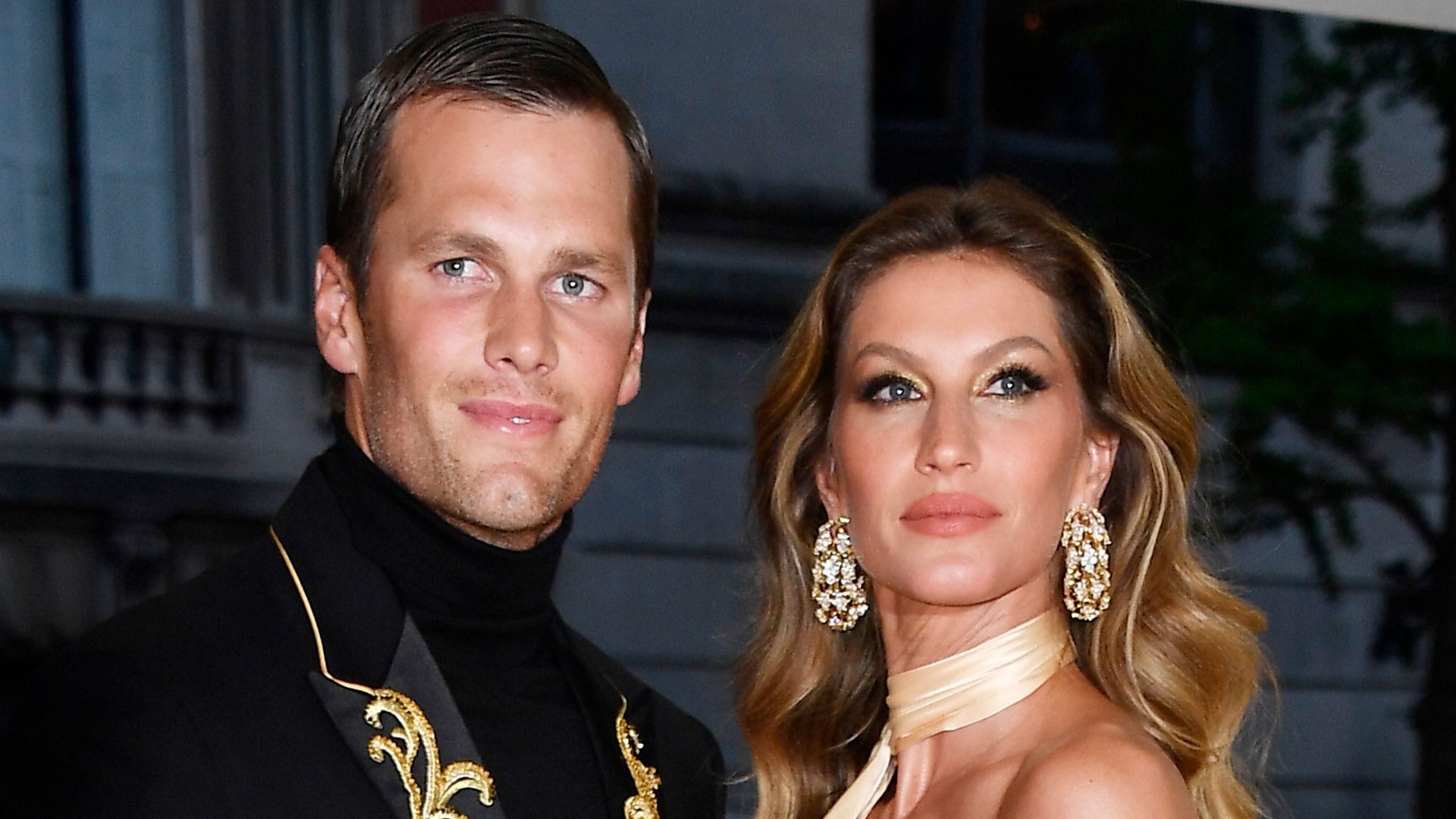 Tom Brady Ditches Wedding Ring Amid Gisele Bündchen Divorce Rumors – NBC10  Philadelphia