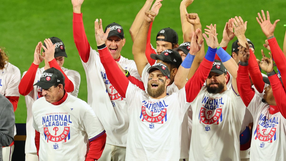 Men's New York Cubans Team Hall of Famer Grey Roster T-Shirt
