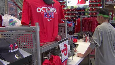 Phillies Fans Excited to Pick Up Postseason Gear After 11-Year Wait – NBC10  Philadelphia