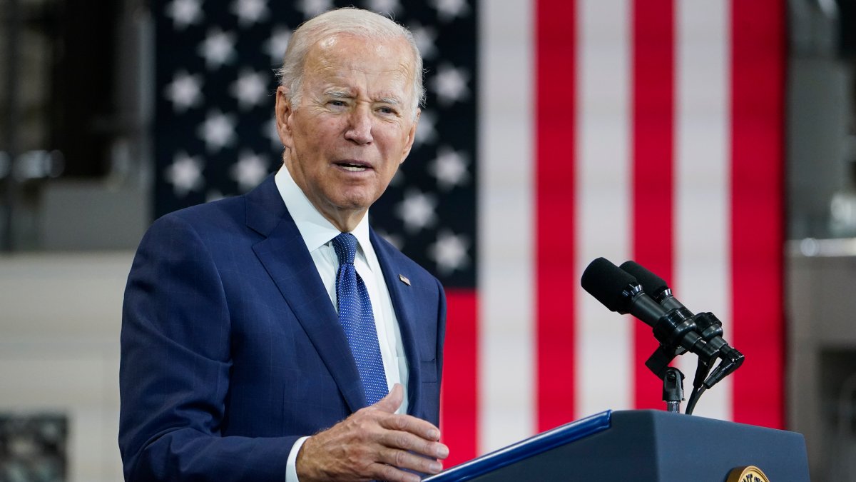 Biden Preaches Patience to Voters Spooked by Economic Tumult