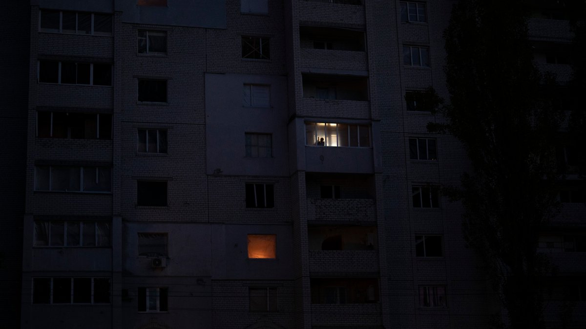 'Massive' Strike Knocks Out Power For 100,000s in Ukraine – NBC10 Philadelphia - Vimarsana News